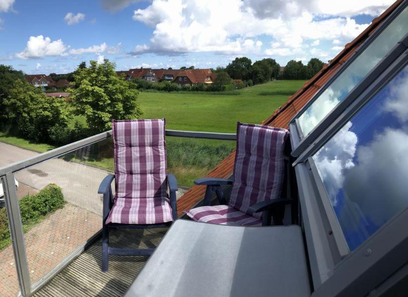 Haus Emken Apartamento Neuharlingersiel Exterior foto